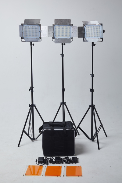 Three lights three suits